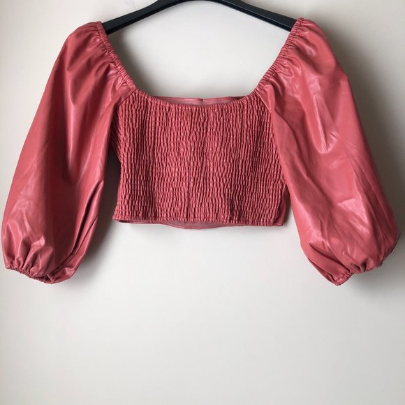 LUSH FAUX LEATHER CROPPED TOP - Picture 2 of 6